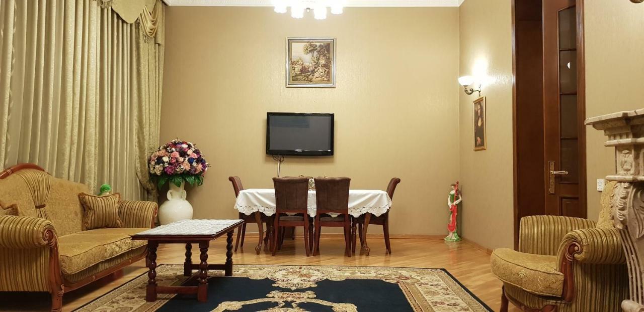 Gulluoglu Royal Deluxe Apartment Baku Exterior foto